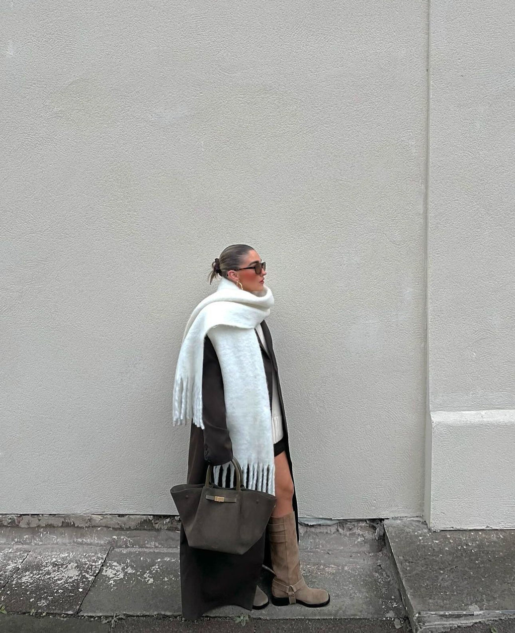 Lily Bomuldsblanding | One Size Chunky Strik Sjal | Frynsedetaljer Med Lang Konstruktion til Daglig Brug & Kølige Dage | Vanero