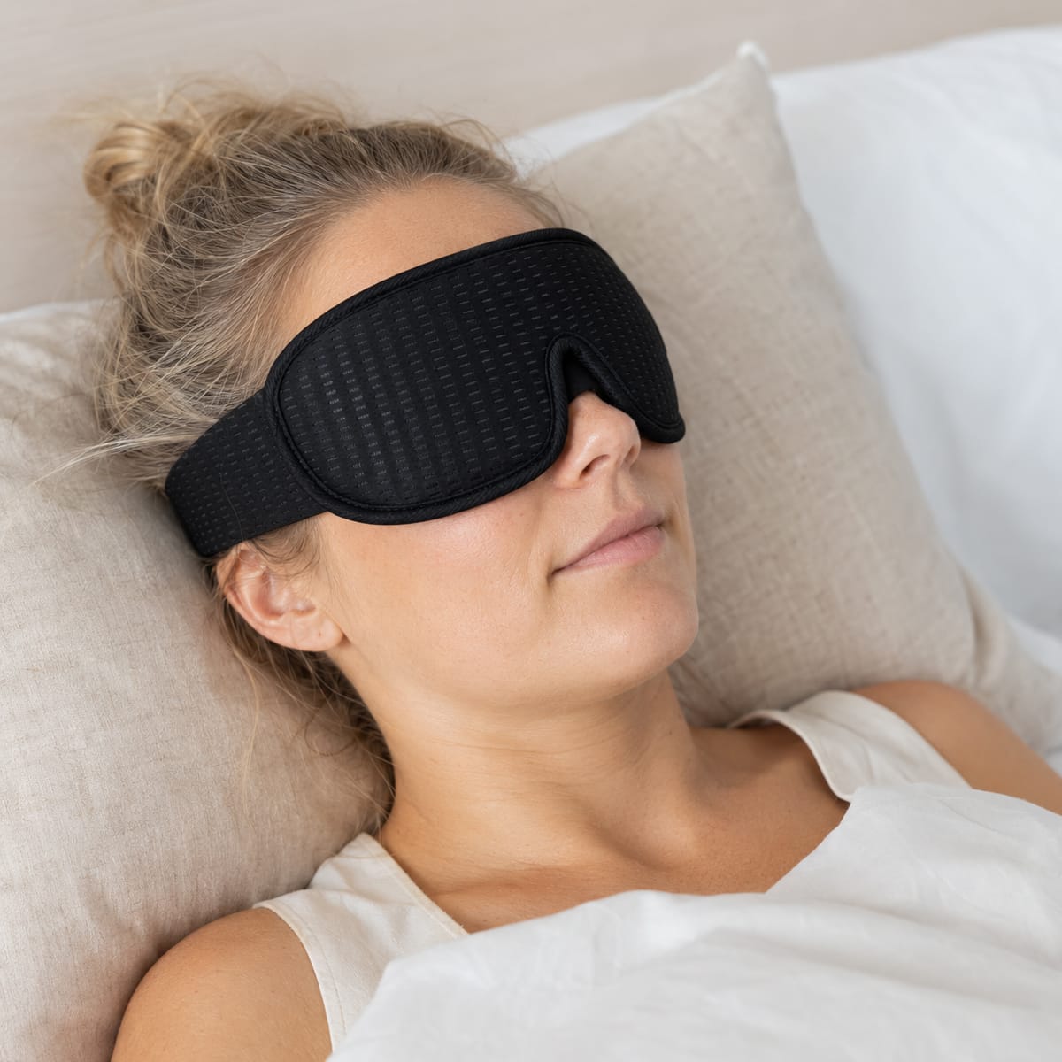 3D-Sovemaske | Polyester & Memory Foam | Kontureret Øjenmaske Med Justerbart Bånd Til Søvn, Hvile & Rejser | Vanero