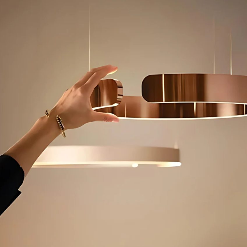 LumaVerse | Elegant Justerbar Loftslampe Hvid Sort | Vanero