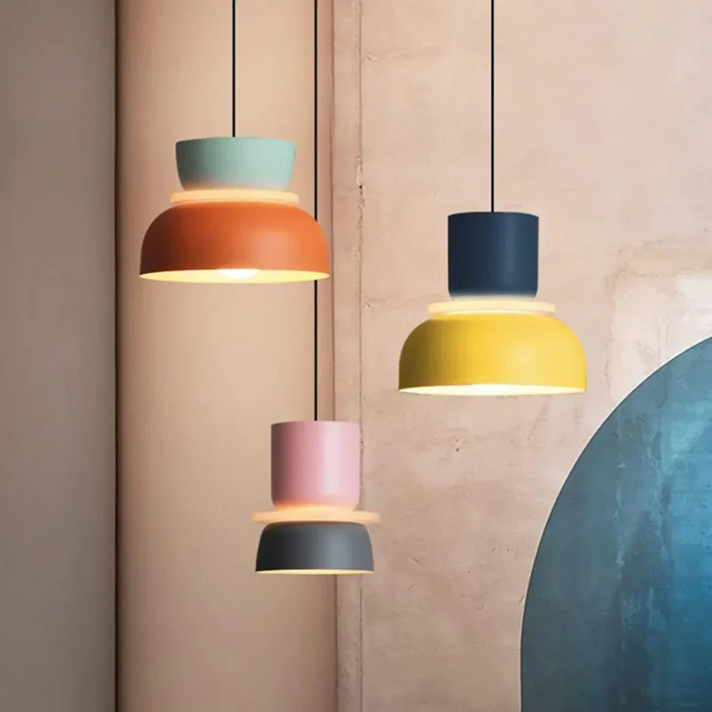 Pendellampe Med Farveblokdesign | Metal Loftlampe Med E27 Fatning | Indendørs Belysning | Vanero