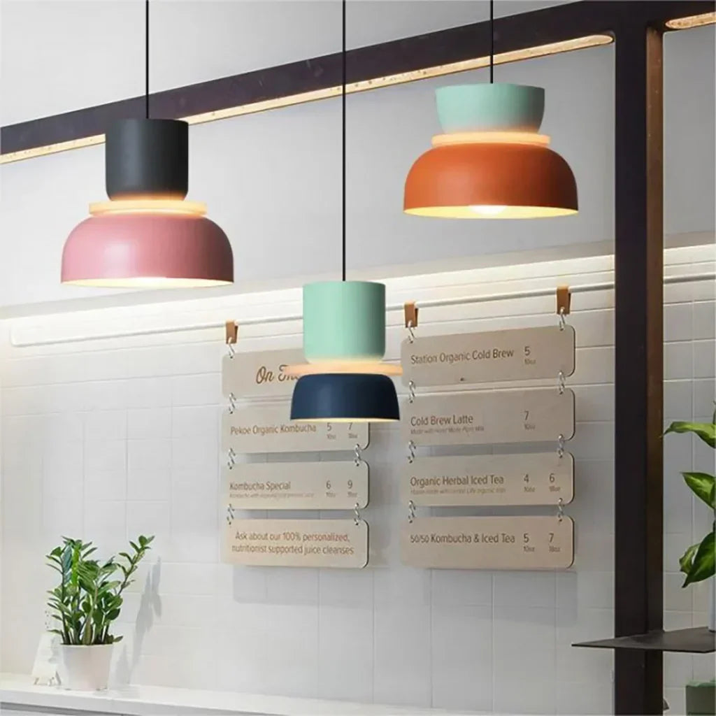 Pendellampe Med Farveblokdesign | Metal Loftlampe Med E27 Fatning | Indendørs Belysning | Vanero