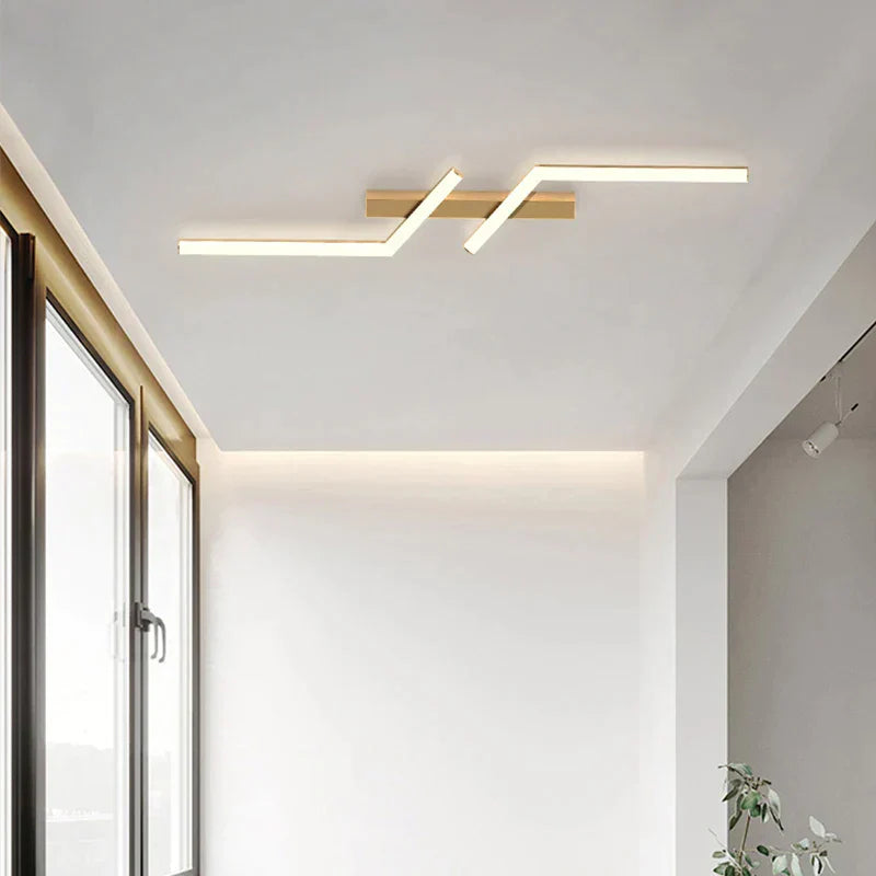 StekGlow l Loftslampe med LED-linje l Vanero