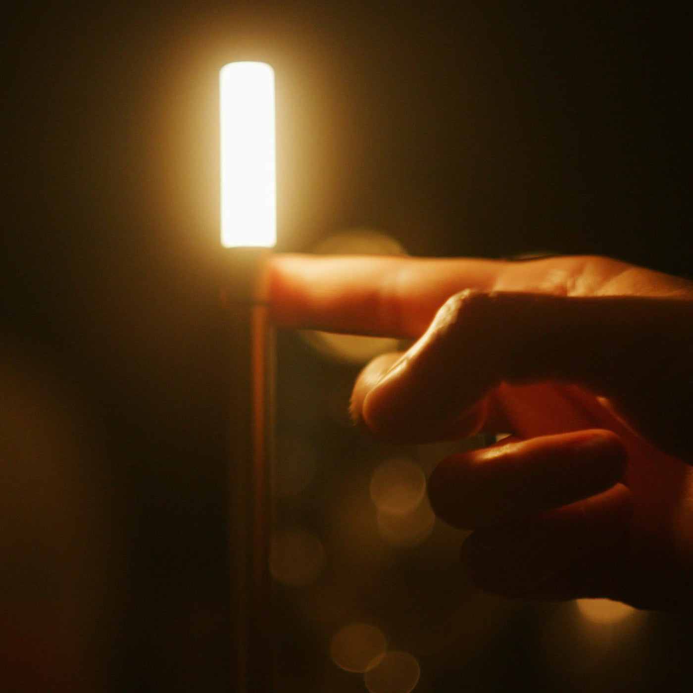 WeGlow | Genopladelig Skrive Bords Lampe | Vanero