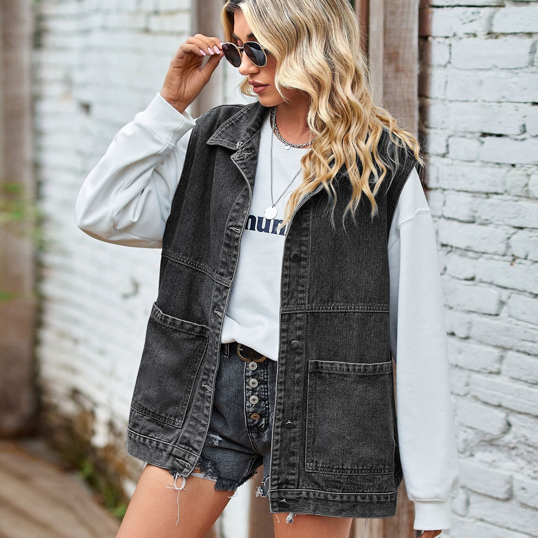 Damevest | Bomuldsdenim Konstruktion Design Med Frontlommer | Hverdagsbrug & Lag-På-Lag Styling | Vanero