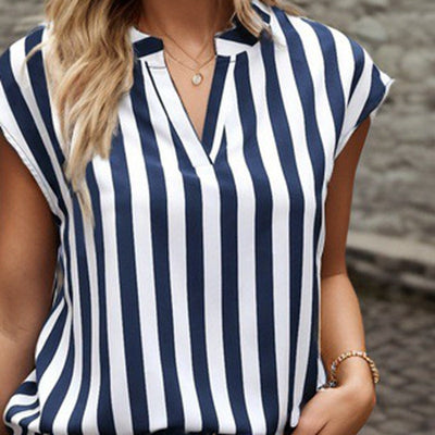 Dame Fritidsbluser Skjorte I Moderne Stribedesign Med Elegant V-Hals | Casual Damebluse | Vanero