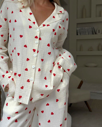 Bolette | Stilfuldt Pyjamassæt med Knap-Top l Vanero