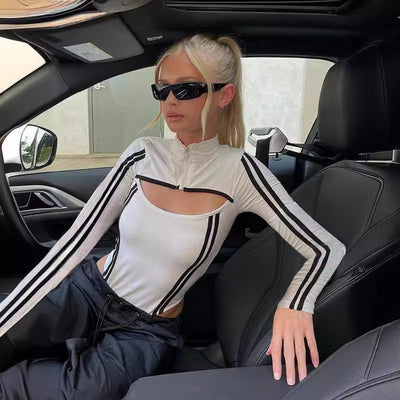 Dame | Langærmet Bodysuit Med Kreativt Cut-Out-Design Og Sporty Accenter | Elegant & Moderne | Vanero