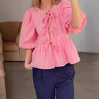 Damebluse Polyesterblanding | Relaxed Fit Bluse med Blomsterprint | Flæsedetalje Design til Hverdagsbrug & Arbejde | Vanero