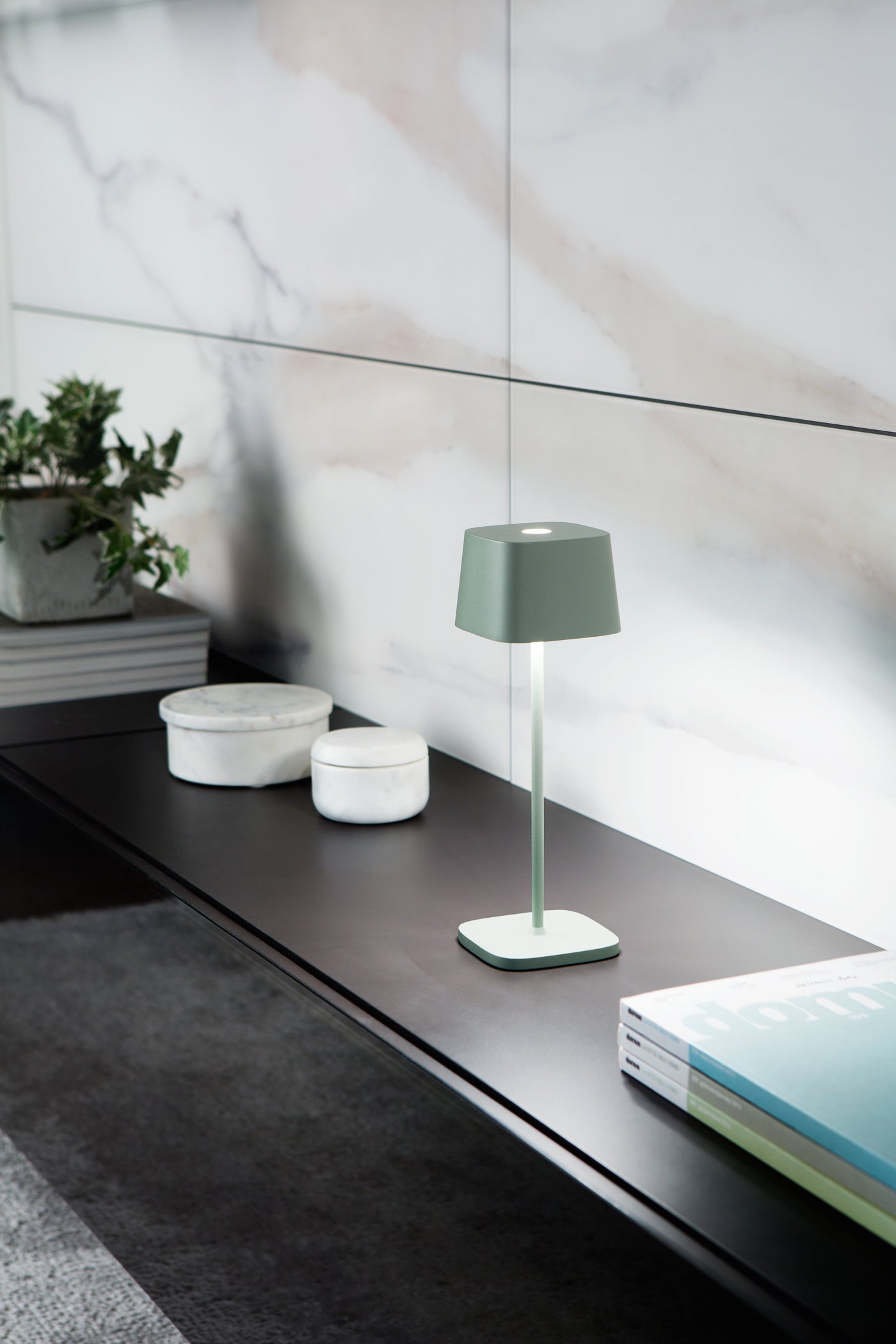 Ofelia Pro | Trådløs Genopladelig LED-bordlampe med Touch-Betjening | Vanero