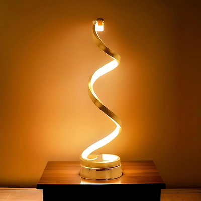Liora | Moderne Design Bordlampe | Vanero