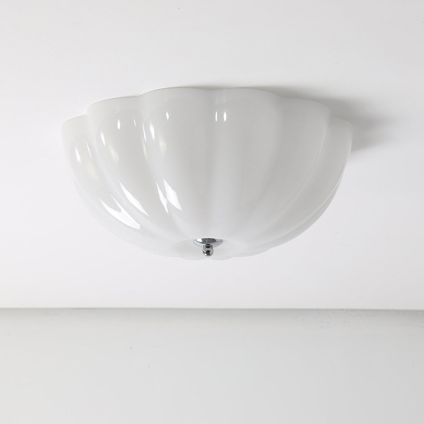 Loftslampe l med opal skal l Vanero