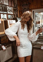 Glitterkjole i Polyester | Slim Fit Kjole til Aftenbrug | V-Hals eller Off-Shoulder Design | Vanero