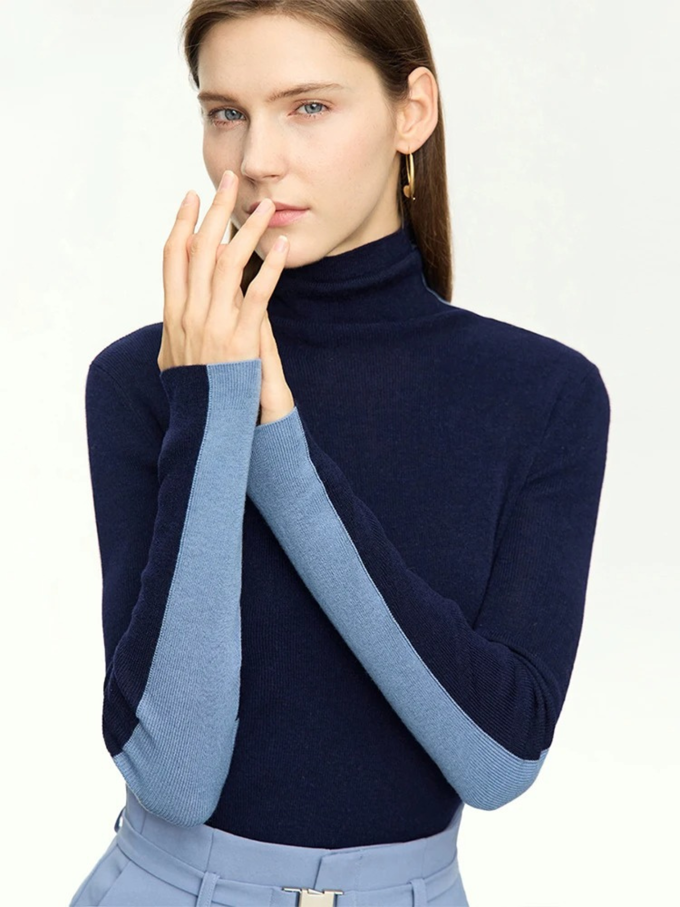 Stilig l tofarget turtleneck-genser l Vanero