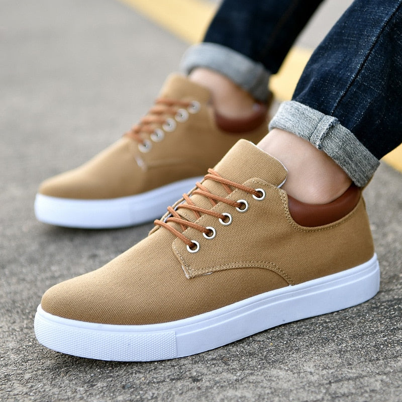 Herre Canvas Sneakers Lav Profil Design | Snørelukket Fritidsfodtøj | Gummisål Til Hverdag & Fritidsbrug | Vanero
