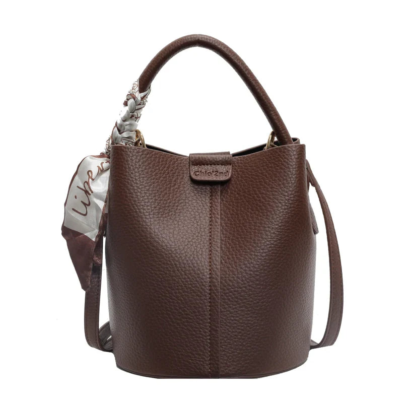 Dame Bucket Bag Tekstureret PU | Justerbar Skulderrem Taske | Tørklædedetalje Til Hverdagsbrug & Fritid | Vanero