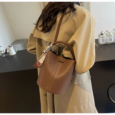 CAMILLE l Tørklæde Bucket Bag l Vanero