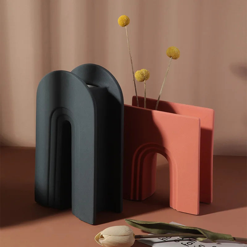 Geometrisk Keramisk Vase Til Blomsterarrangementer | Mat Struktureret Dekorativt Design | Indendørs Dekoration Til Hylder Borde Og Kontorer | Vanero