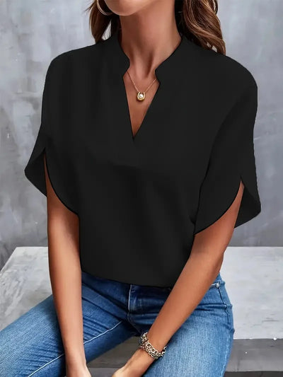 Asta | Blød og Elegant V-hals Bluse