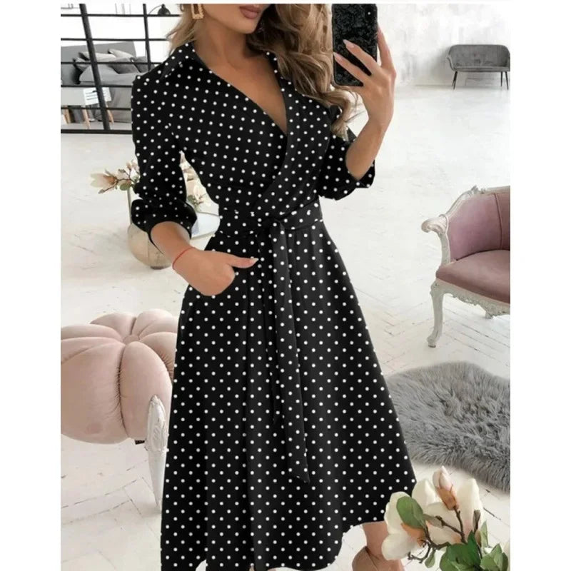 Milena | Stilfuld Sommerfugleprint Omslagskjole l Vanero