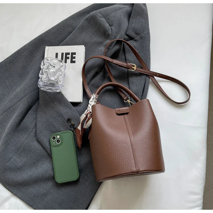 CAMILLE l Tørklæde Bucket Bag l Vanero