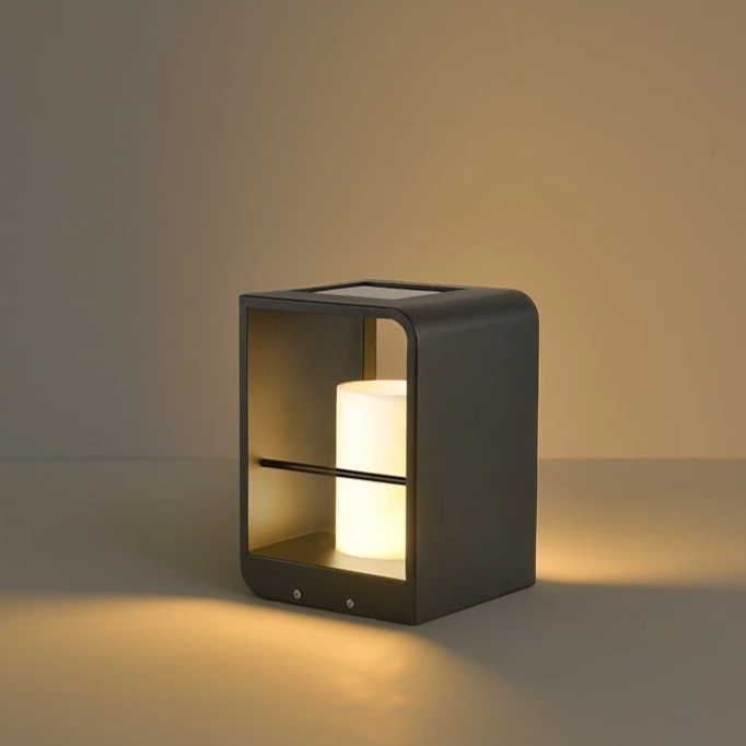 SunLuxe Solterrasselampe | Vandtæt LED Udendørslampe med Skumringssensor | Vanero