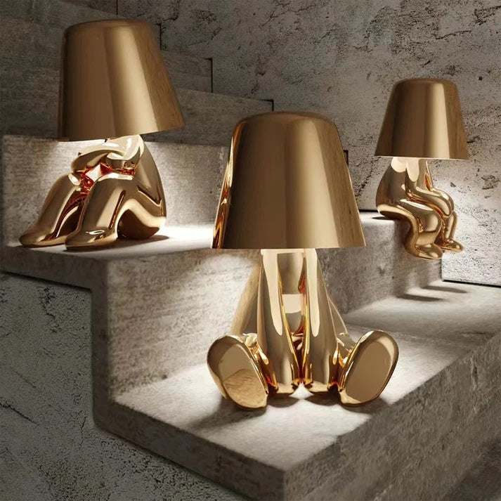 Genopladelig Bordlampe Med Justerbare Lysindstillinger | Transportabel LED Belysning I Aluminium Og Harpiks | Vanero