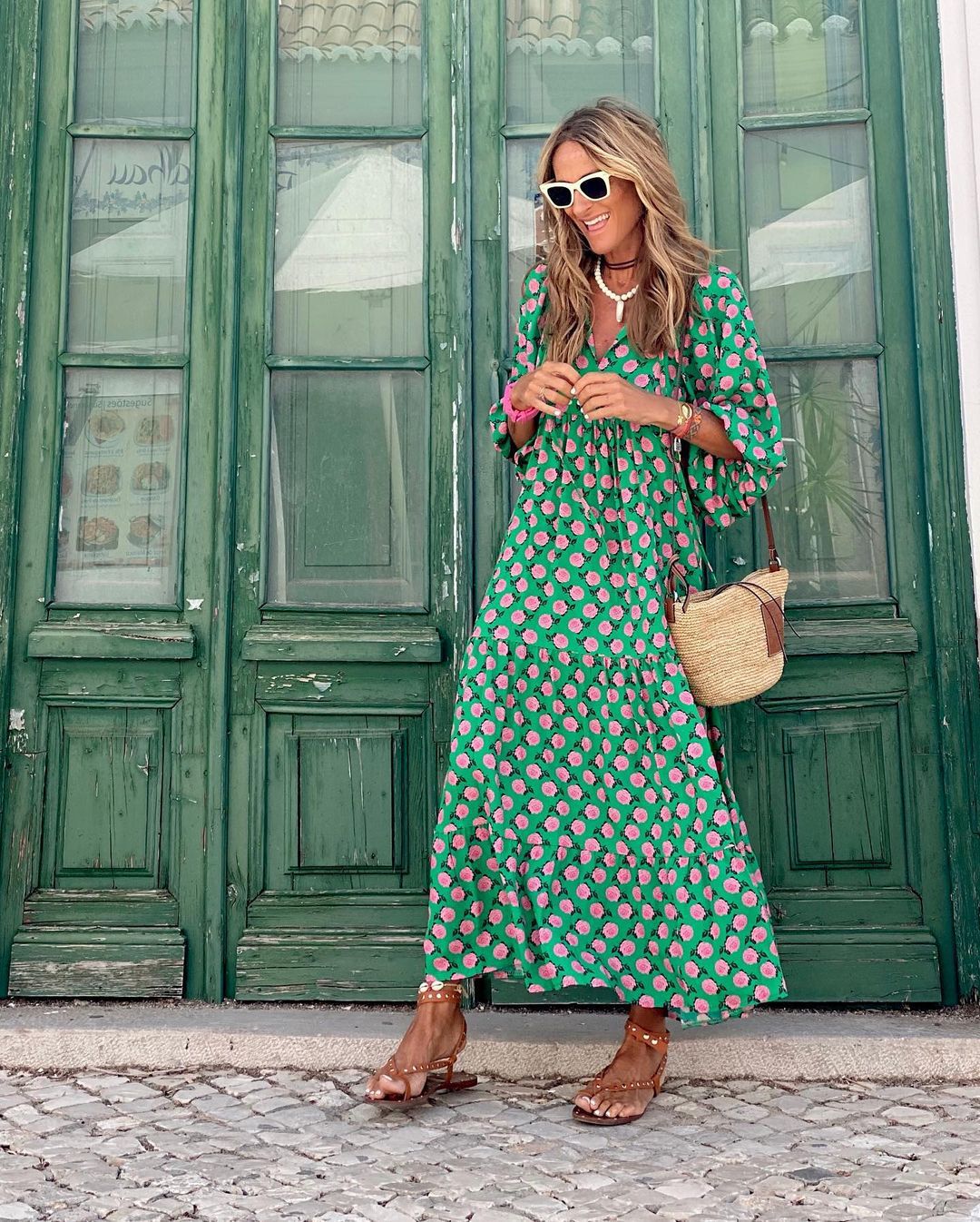 Damekjole Let Tekstilmateriale | Relaxed Fit Blomstret Sommerkjole | Mønstret Design til Sommerbrug & Hverdagsaktiviteter | Vanero