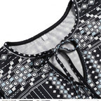 Dame Playsuit | Geometrisk Print Design | V-Hals Kortærmet Jumpsuit | Ferie & Hverdagsbrug | Vanero