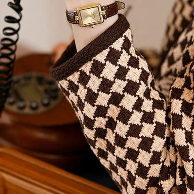Sara l Klassisk firkantet og ovalt armbåndsur med læderrem l Vanero