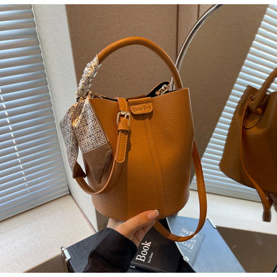 CAMILLE l Tørklæde Bucket Bag l Vanero
