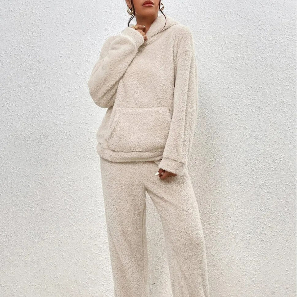 Dame Teddy Hjemmesæt Polyester | Hættetrøje & Bukser I Regular Fit | Til Hjemmebrug & Sæsonbrug | Vanero