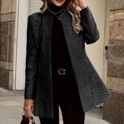 ChicEssentials  Stilfuld blazer til kvinder | Alsidig blazer til enhver lejlighed l Vanero