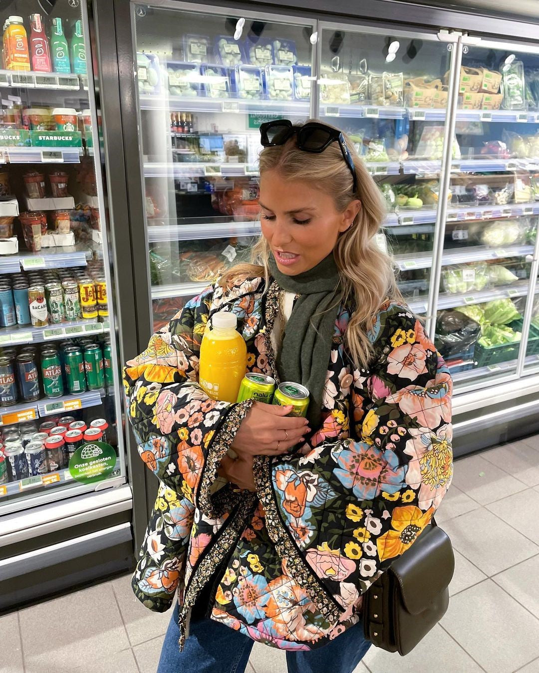 Blomstret Reversibel Jakke | Varme og Stil i Ét | Boheme-Design l Vanero