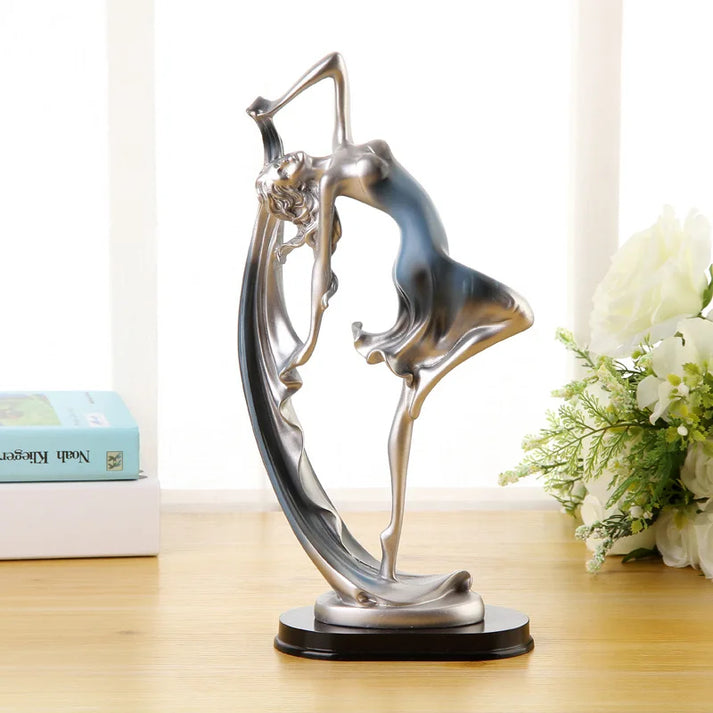 Danser Skulptur I Resin Dekorativ Figur | Glat Støbt Resin Konstruktion | Indendørs Dekoration Til Bord & Hylde | Vanero