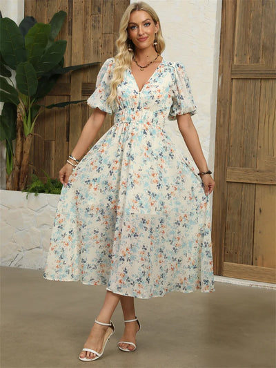 Chloe Chiffon Blomstret Kjole l Elegance til Hverdag l Vanero