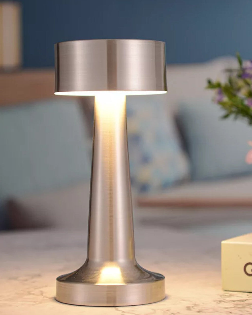 LED Bordlampe Rustfrit Stål | Genopladelig Dæmpbar Lampe med Touch-Betjening | Trådløs Indendørs Belysning | Vanero