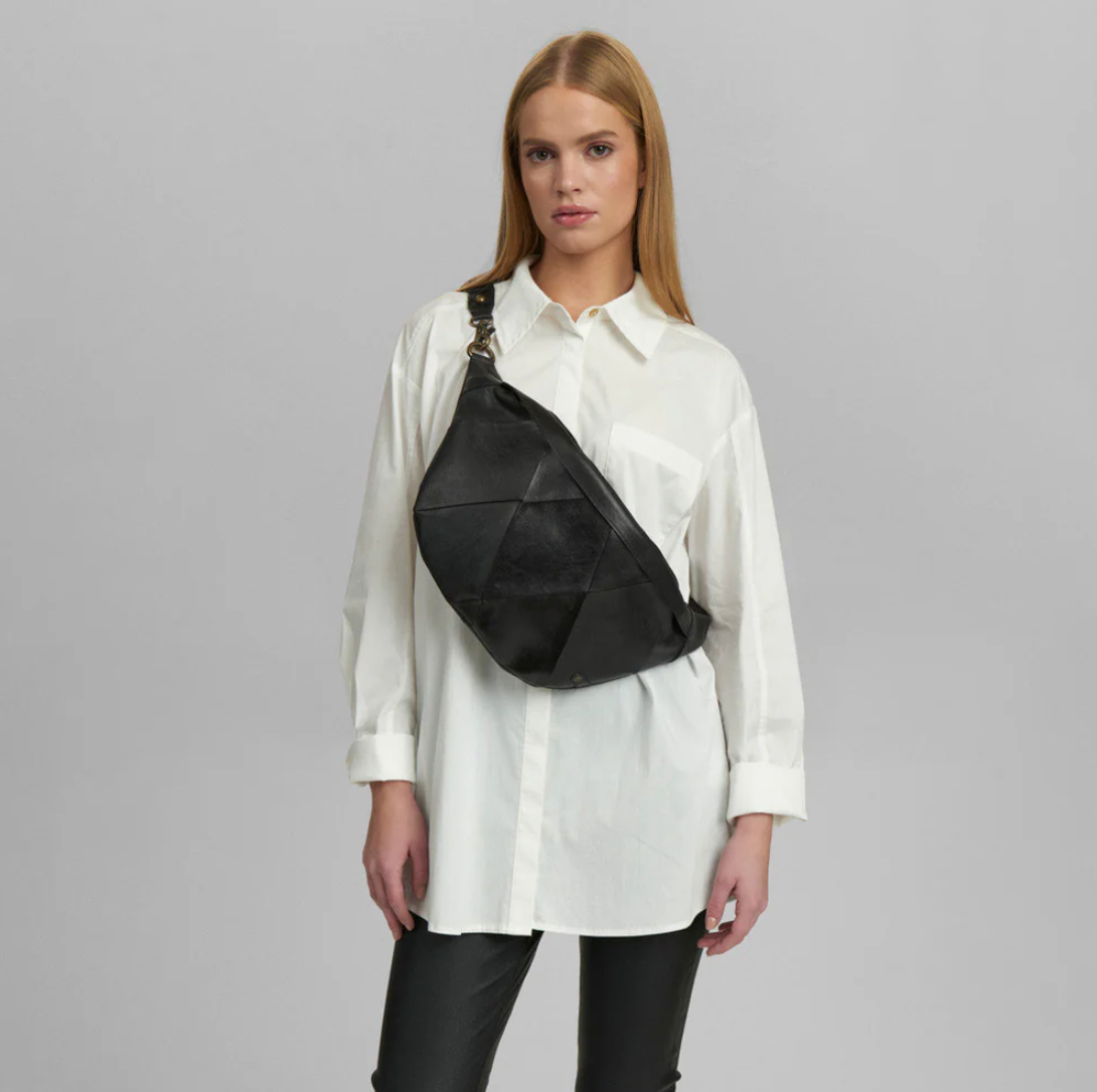 Eksklusiv håndflettet bumbag | Black | Vanero