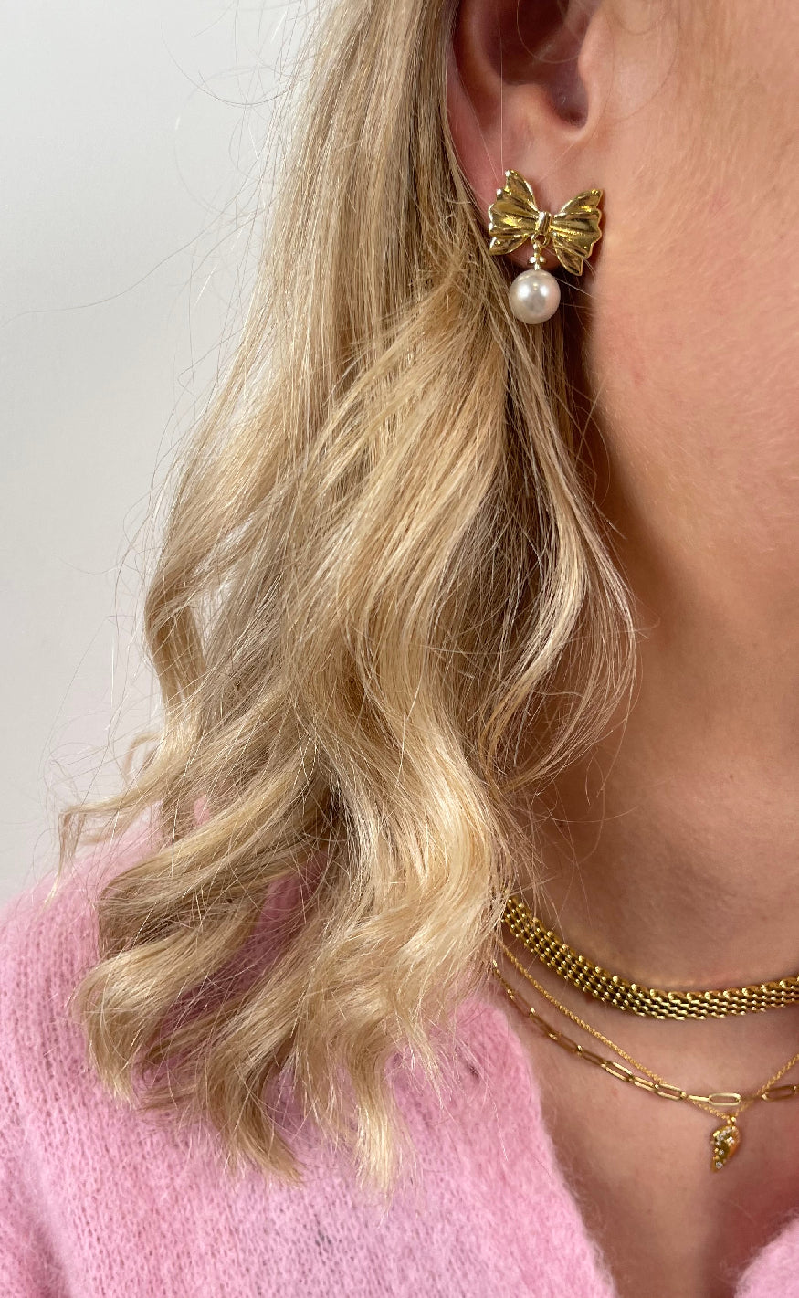 Smykkeli Copenhagen Øreringe - Christina Bow | Gold Colour | Vanero