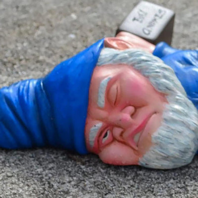 TipsyGnome | Sjov Beruset Gnom Have Skulptur | Vanero