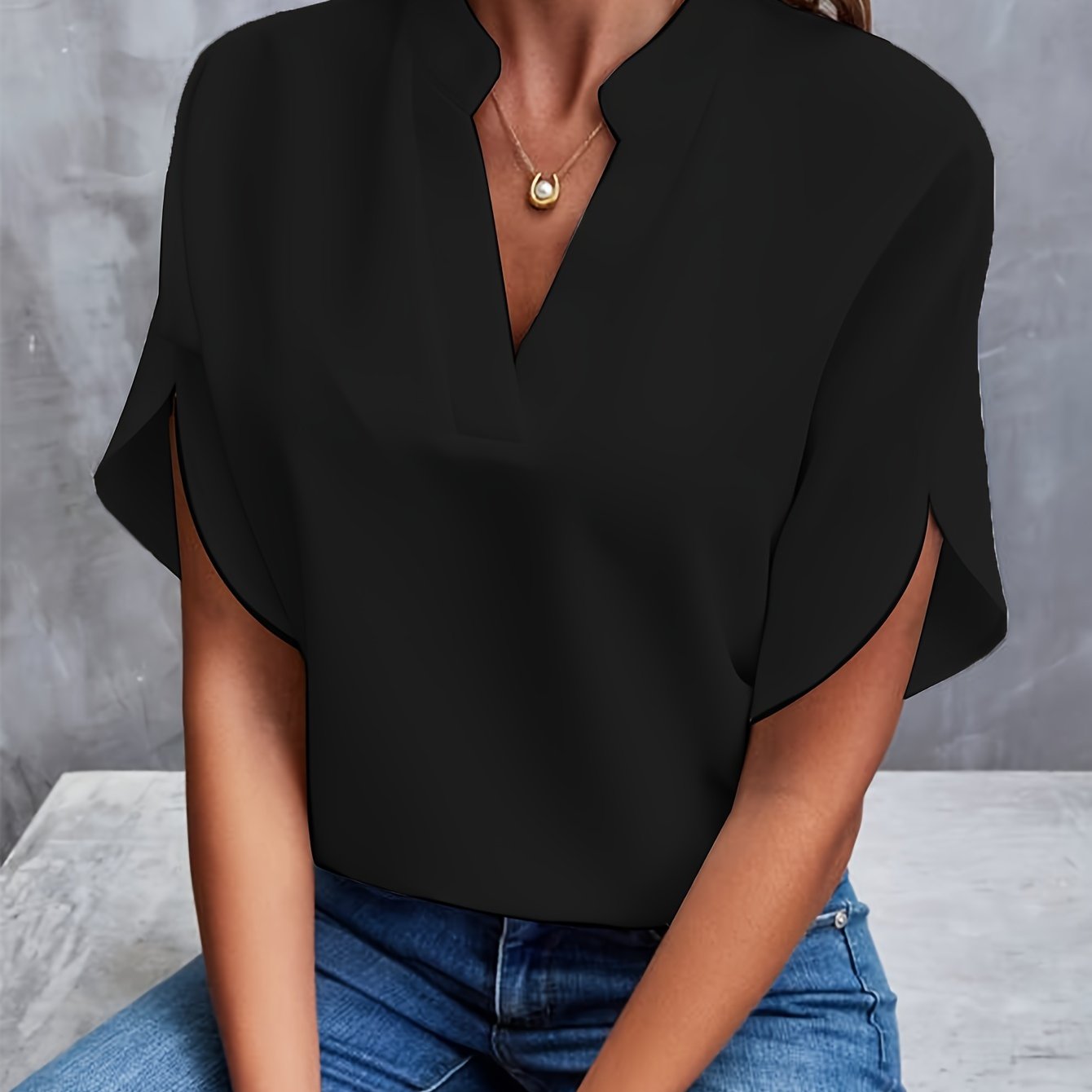 Modure Tekstilmateriale | Regular Fit Damebluse | Enkel Konstruktion til Hverdagsbrug & Fritidsaktiviteter | Vanero