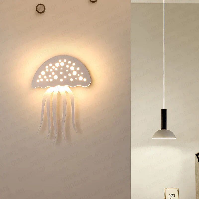 LED Væglampe Med Buet Akrylpanel | Metal Og Akryl Konstruktion | Indendørs Vægbelysning Til Gange Og Opholdsrum | Vanero