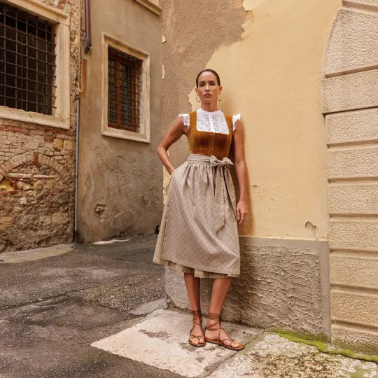 Dame Dirndl Kjole Tekstilmateriale | Almindelig Pasform Midikjole | Blondebluse Med Forklædeskørt Til Festivaler & Arrangementer | Vanero