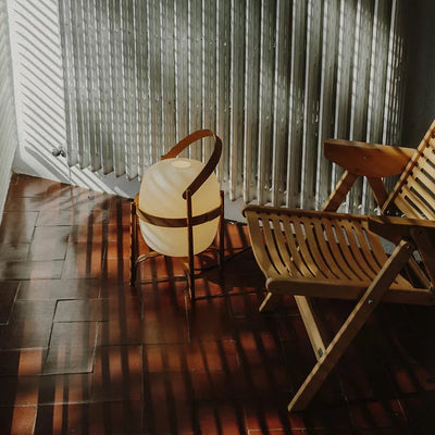 ZenOrb | Minimalistisk Trælampe med Ambient Lys | Vanero