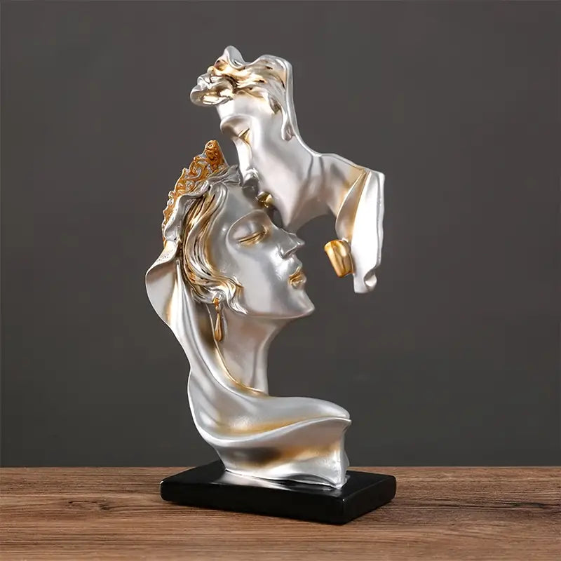 Kærlighedsfigur I Resin Og Plastik | Tekstureret Dekorativ Konstruktion | Indendørs Og Udendørs Dekoration Til Hylder Og Borde | Vanero