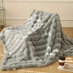 Polyester Faux Fur Tæppe | Dekorativt Tæppe Til Sofa Og Seng | Fås I Flere Størrelser | Vanero