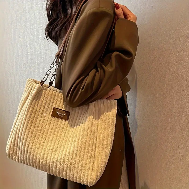 Yara | Sophisticated taske i ribbet velour l Vanero