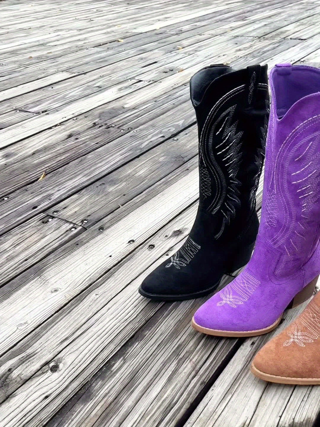 Western-Cowboystøvler Til Dame | Mat Suede-Look & Kontrastbroderi | Halvhøjt Skaft, Spids Tå, Slip-On & Blokhæl | Vanero