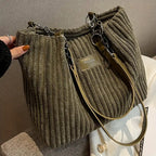 Yara Ribbet Velour | Struktureret Pasform Taske | Rummeligt Design til Daglig Brug & Arrangementer | Vanero