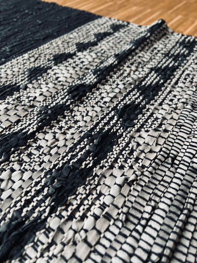 Gulvtæppe i Skind | Sort Mønster - 70x140cm | Vanero