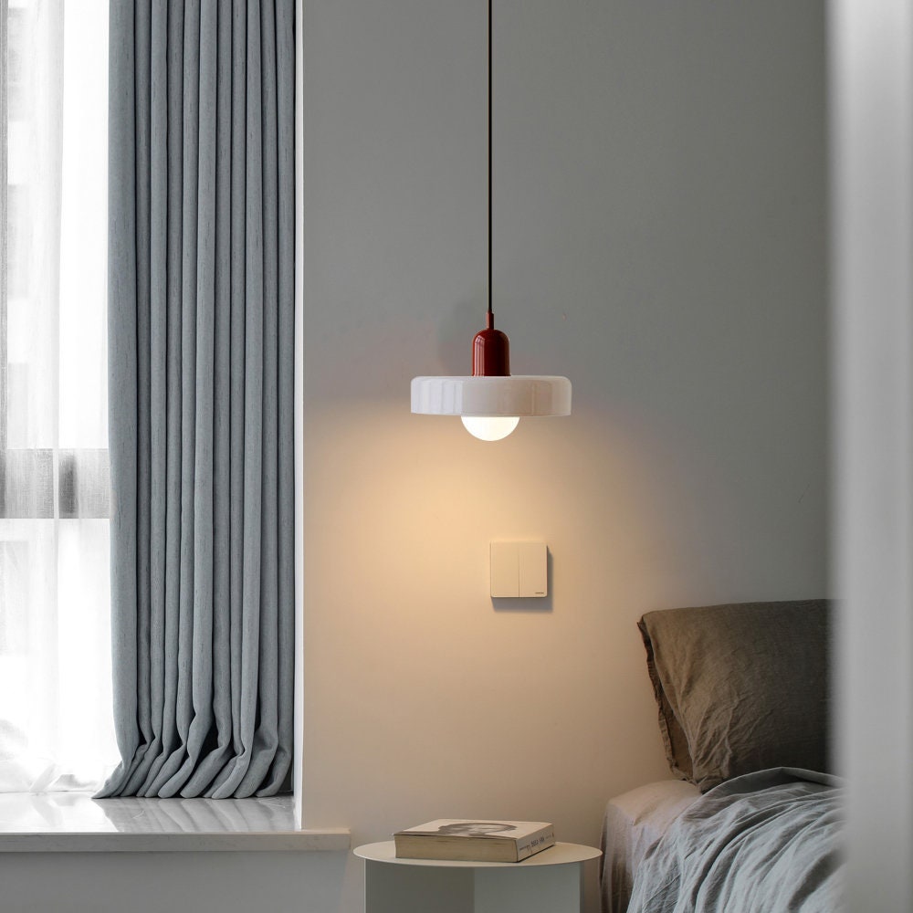 Bauhaus l Pendellampe af Farvet Glas l Vanero